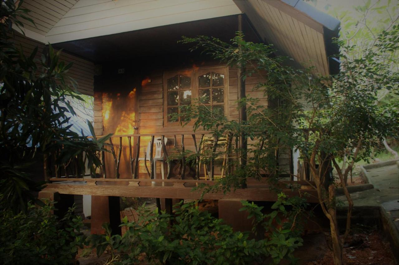 Black Wood Hostel Ko Tao Exterior foto