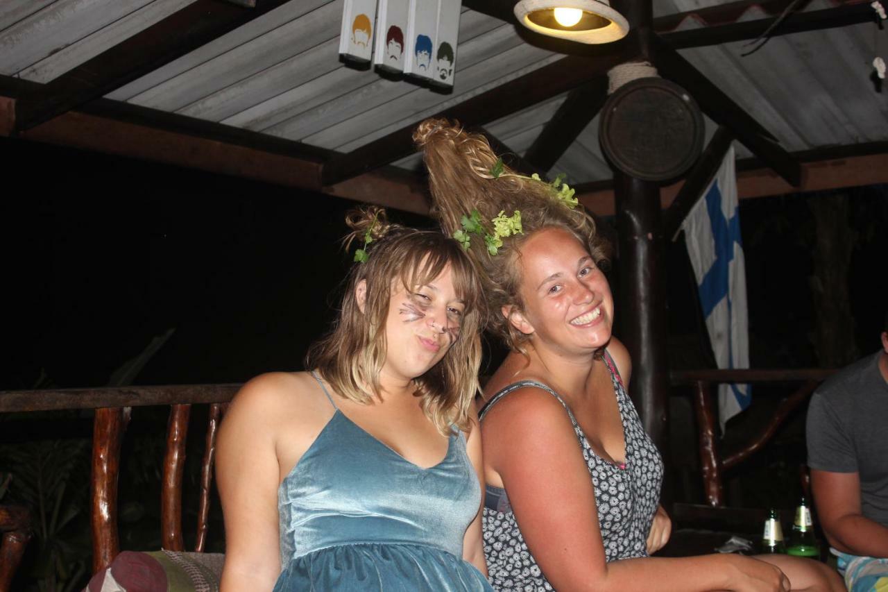 Black Wood Hostel Ko Tao Exterior foto